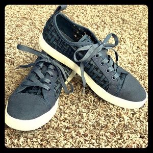 Koolaburra by Ugg Sneakers Size 7